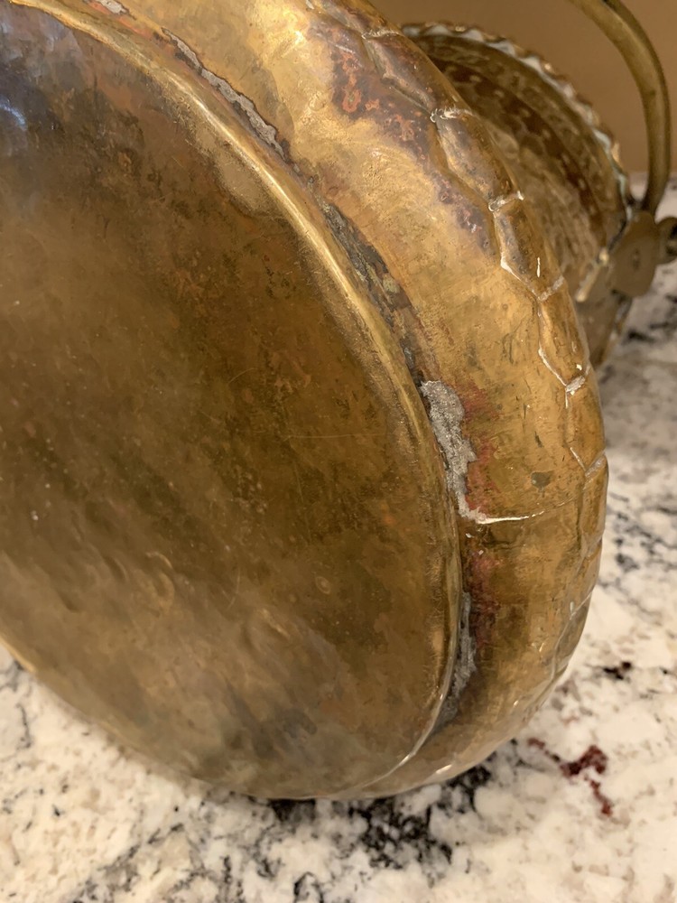 Middle Eastern bucket