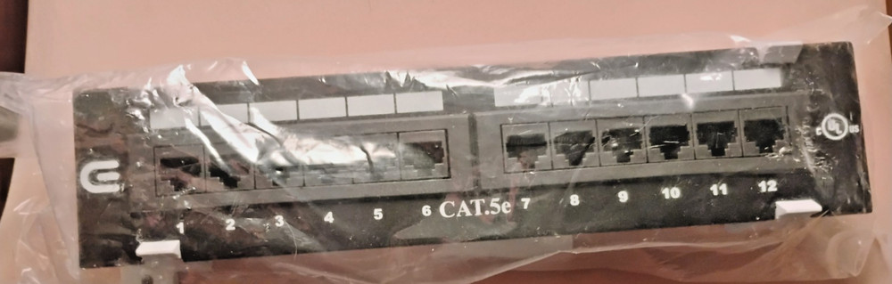 Commercial Electric CAT5e Mini Data Patch Panel 12-Port Bracket New Sealed