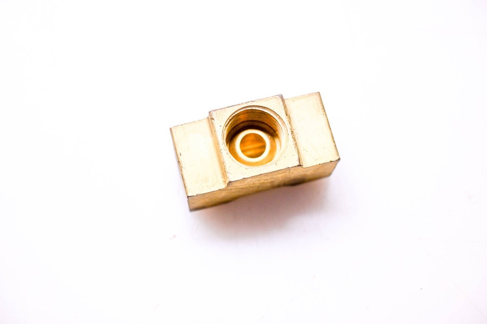 OMC 311611 Brass Connector NOS