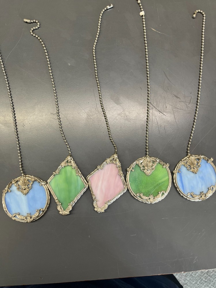 fan pull chain pendant