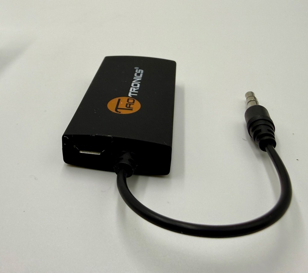 TaoTronics TT-BA01 Wireless Portable Bluetooth Stereo Transmitter