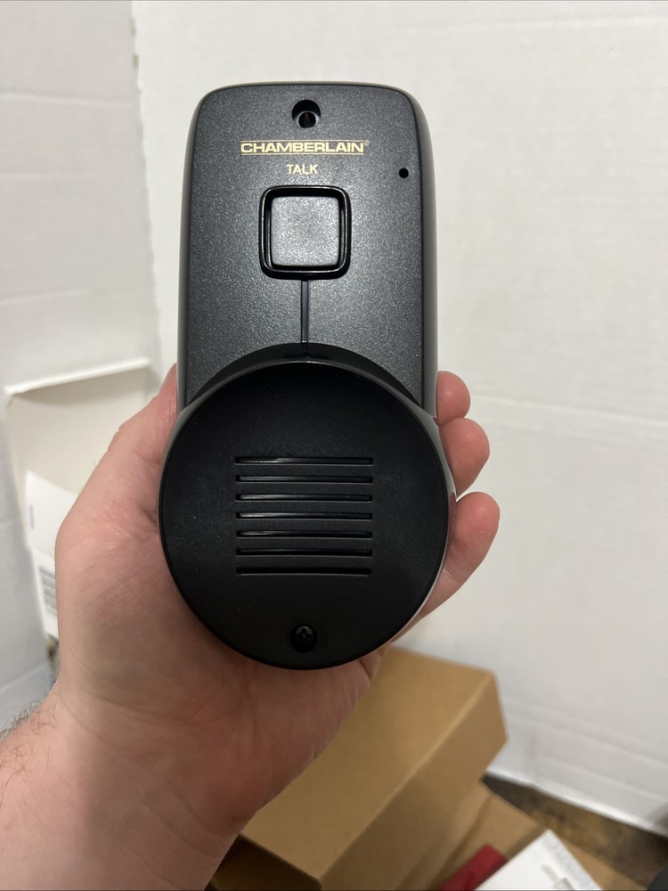 Chamberlain Wireless Indoor Outdoor Portable Intercom System NTD2 1000 ft Range