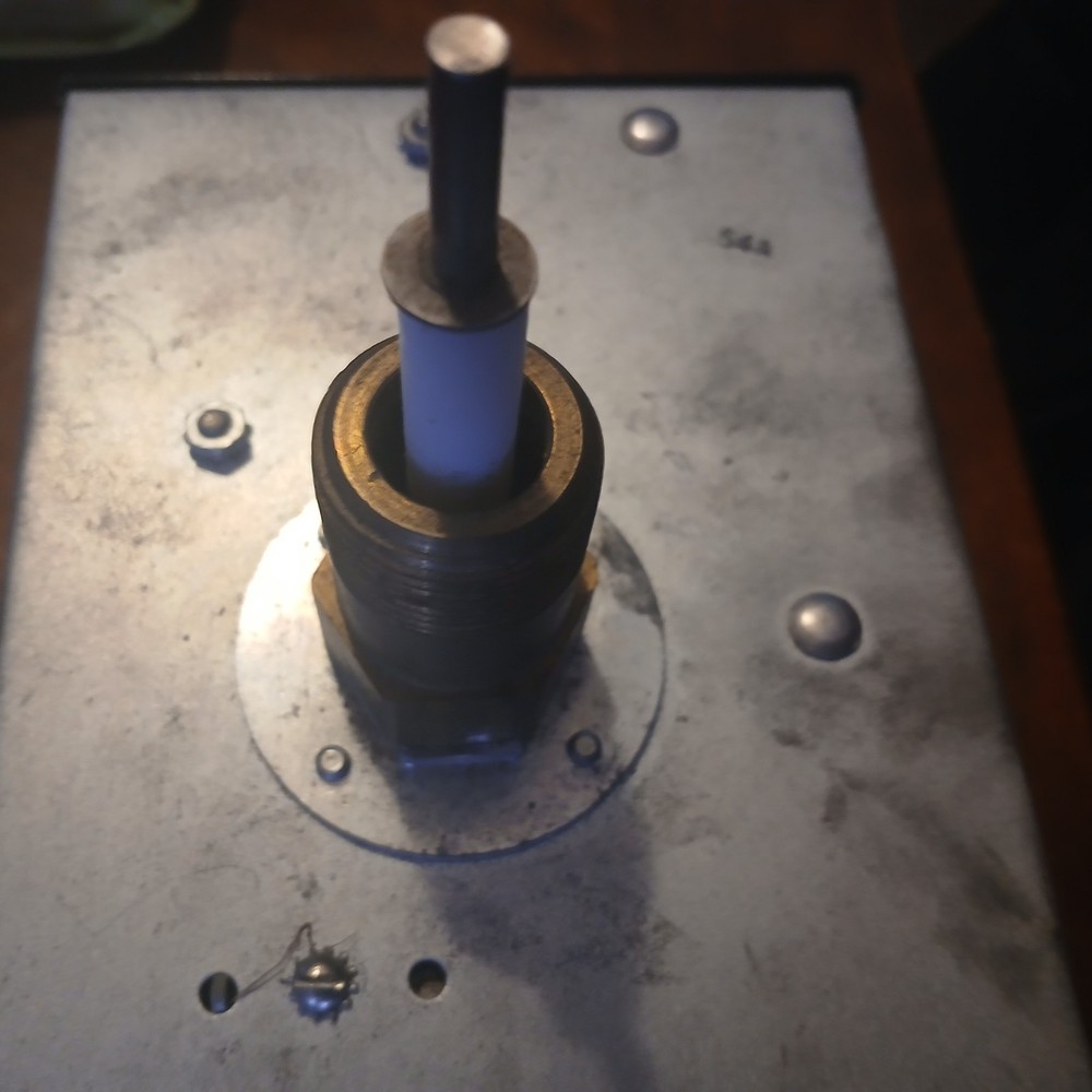 McDonnell & Miller ITT Single Point Level Switch Level Control Sensor