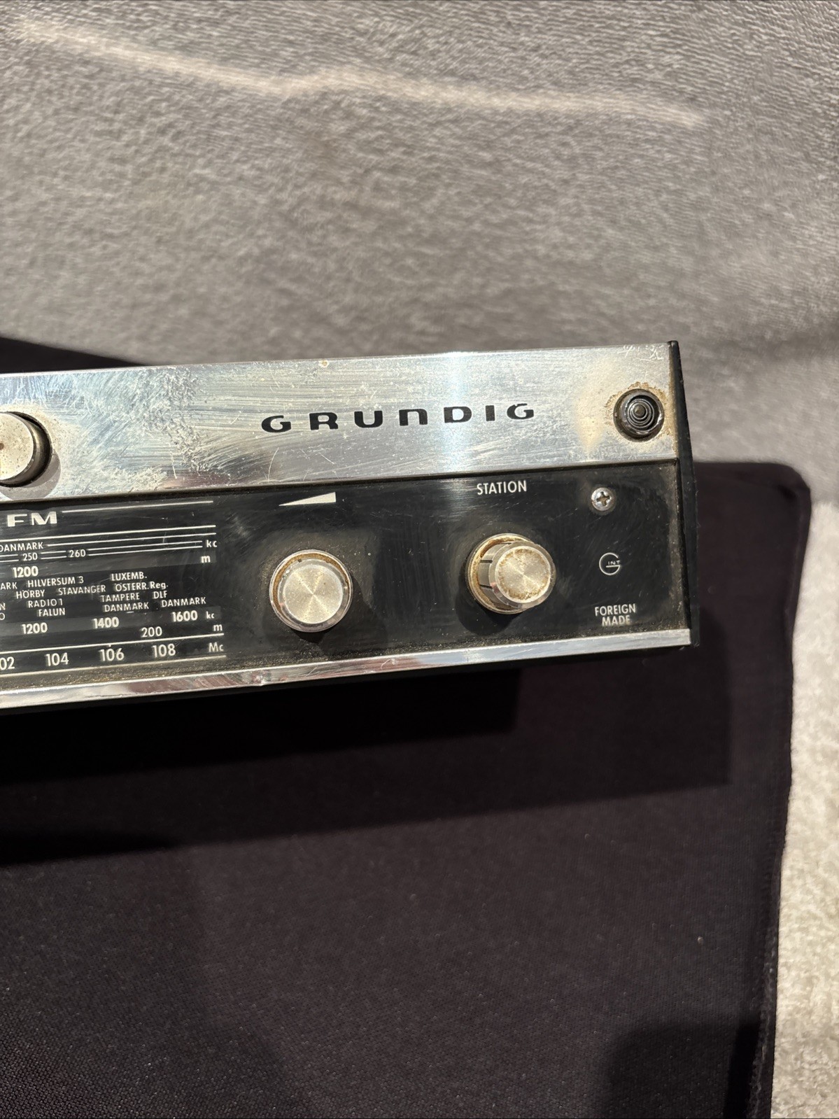 Vintage Grundig Party boy Transistor Radio 1970s Retro - Tested And Working VGC