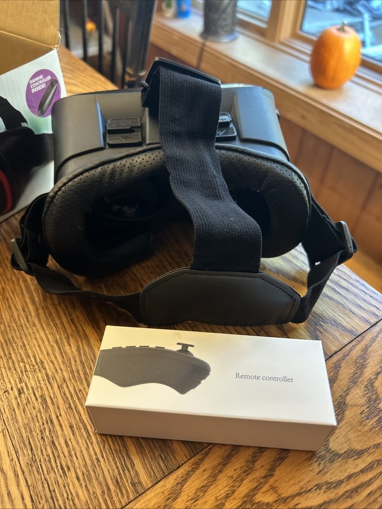 PavaPro 360 Virtual Reality Headset With Remote Control