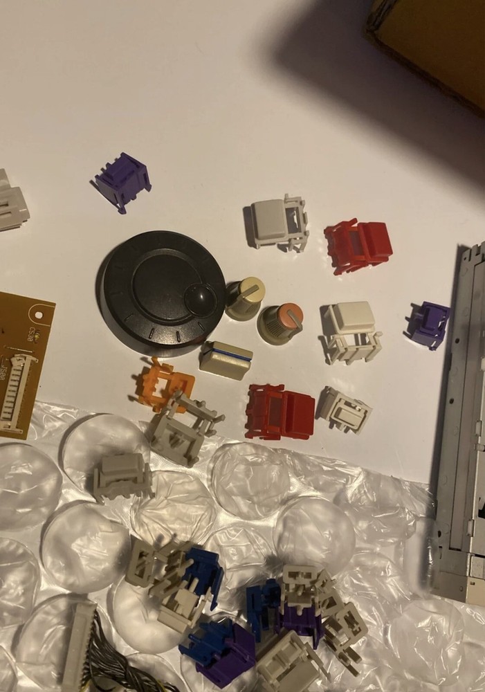 AKAI MPC 2000XL Parts Almost Complete Drum Machine Sampler