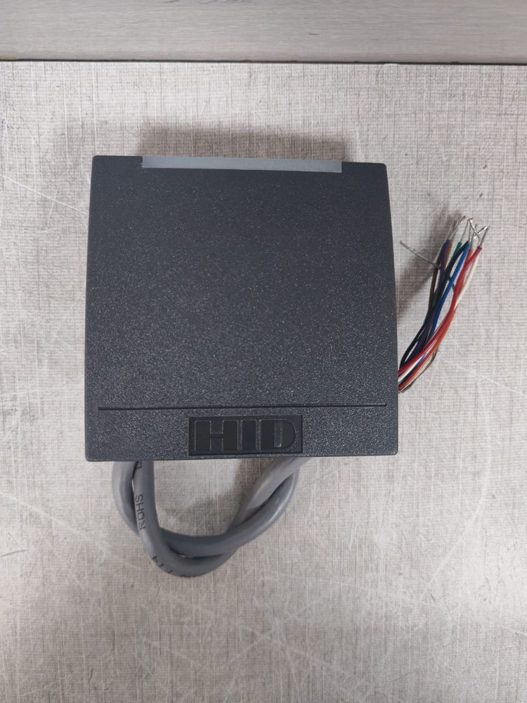 HID 6110BGN0403 iCLASS R30 Reader