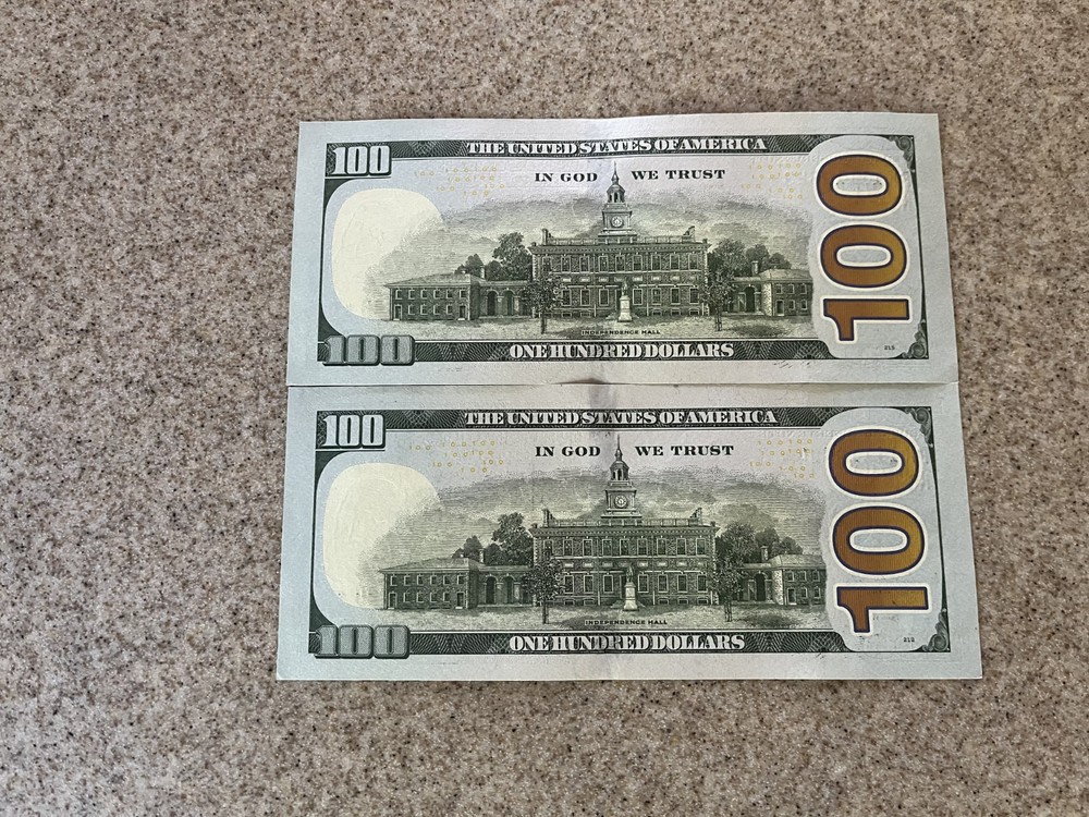 $100 UNCIRCULATED CONSECUTIVE SERIAL NUMBER STAR NOTES