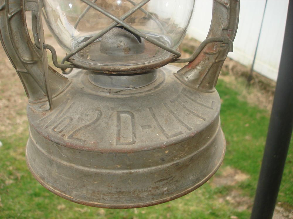 Dietz No. 2 D-Lite Lantern