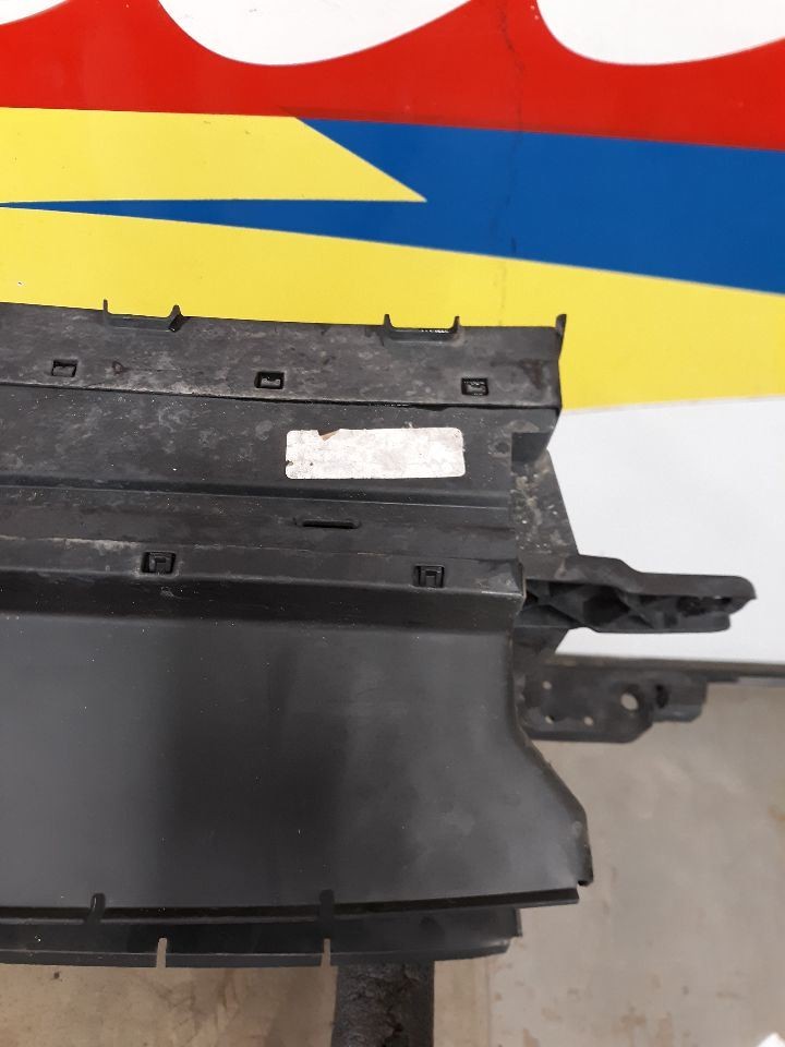 18-20 F150 FRONT LOWER Air Shutter