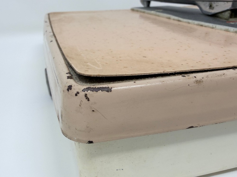 Vintage Borg Bathroom Scale- WORKS