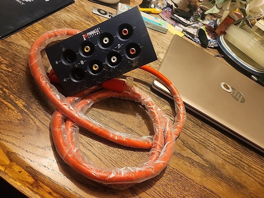 PINNACLE SYSTEMS Blue Box 40160734