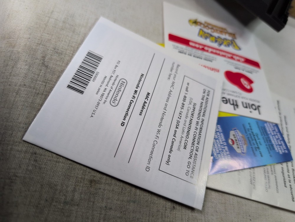 Nintendo DS/GBA Case Only - Empty - No Graphics - Random DS Inserts