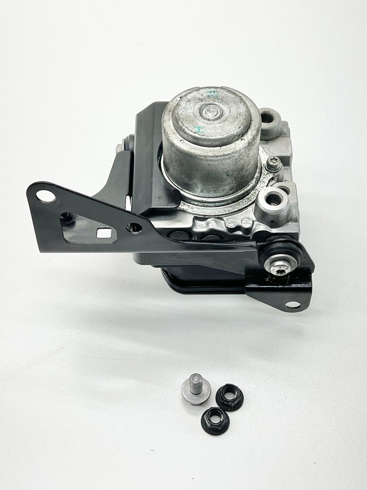 2005-2018 TRIUMPH SPRINT ST GT OEM ABS Brake Pump Modulator Module