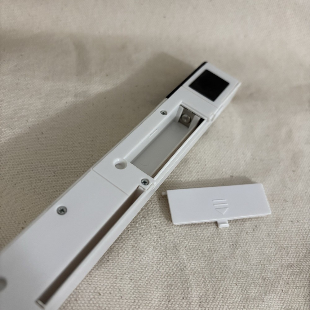Nintendo Wii Wireless Remote Sensor Bar (Model TN3901). Tested