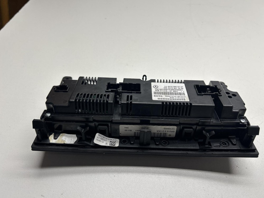 2015-2016 Mercedes E-Class Front Dash Heat/AC Controller, Black, ID A2129006727