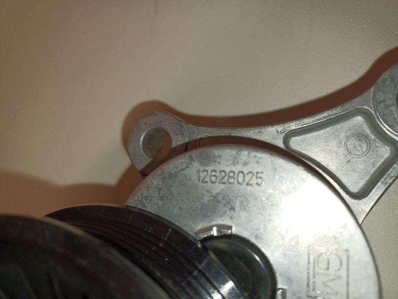 6.2L Drive Belt Tensioner GM 12628025 6 Rib fits Camaro CTS V 09-15 2844127