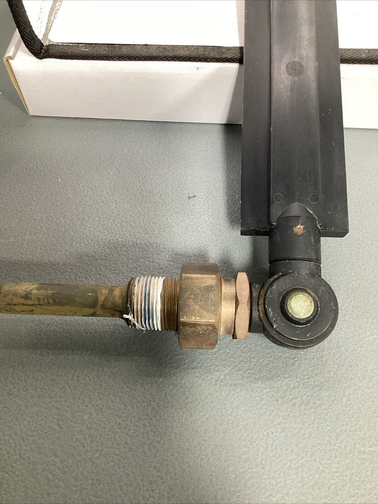 Weiss Instruments Thermometer 30F to 240F with Treaded Mounting Base