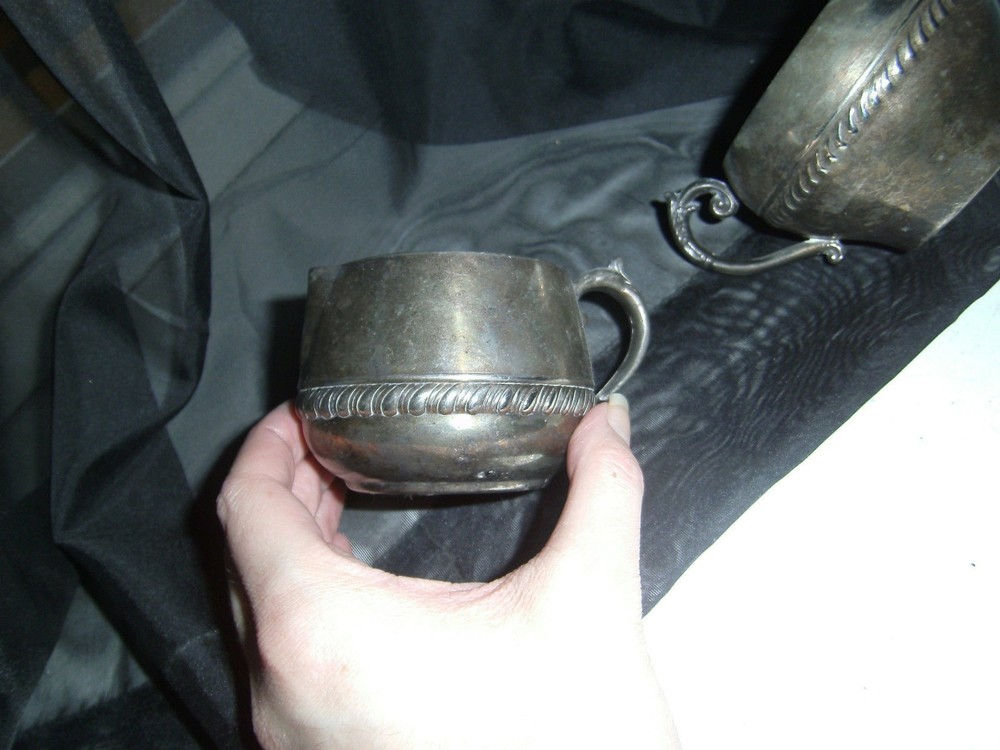 Silverplate creamers Scroll Design Sheridan? Beautiful Design Set of 2 different