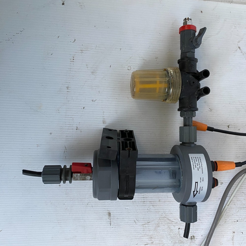 ProMinent diaLog DACa DULCOMETER Controller DACA00613010010010EN + Sensor DLG2b