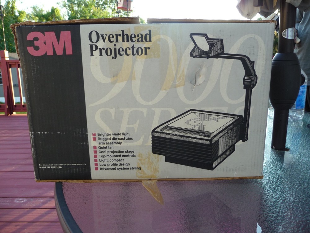 3M 9060 Overhead Transparency Projector- Made in USA - Tested