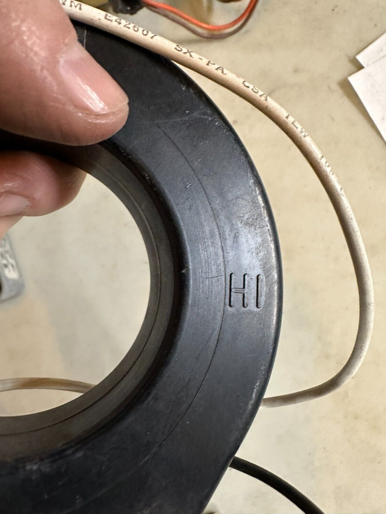 Ohio Semitronics Current Transformer 10422 - 600:5 Ratio