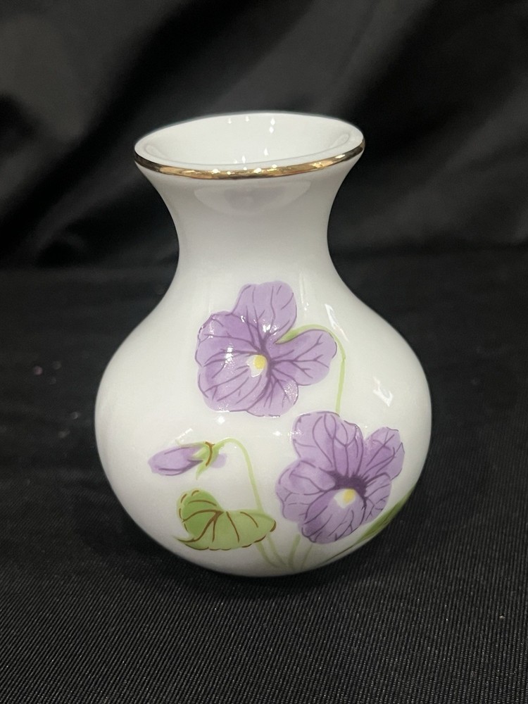 Omc Miniature Vase