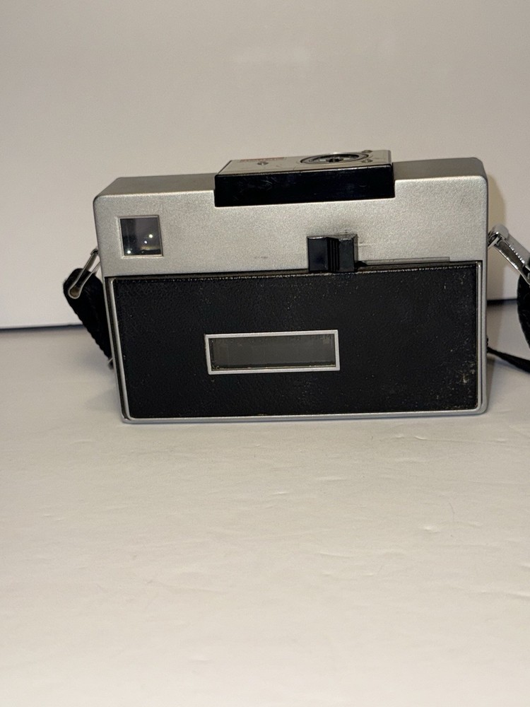 Vintage KODAK INSTAMATIC 714 - UNTESTED