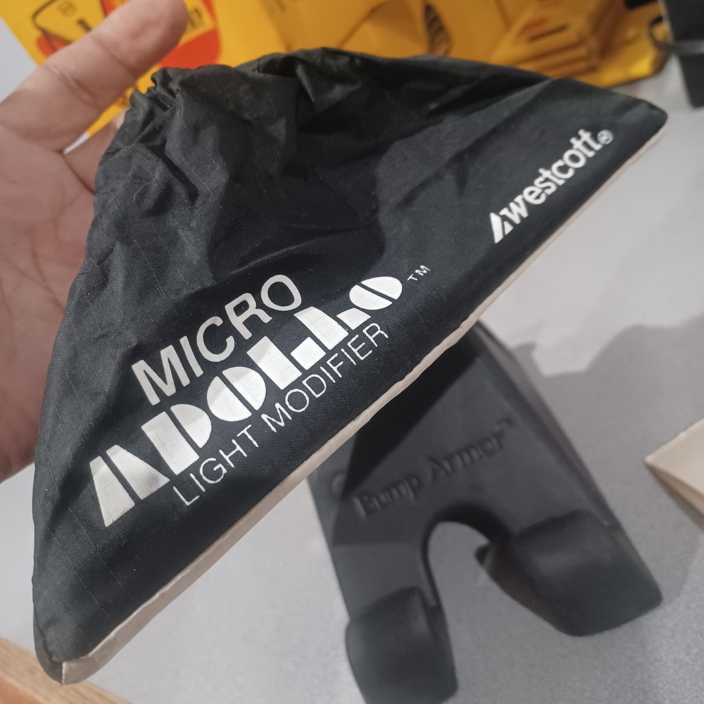 Westcott Micro Apollo Light Modifier used 5" x 8" softbox