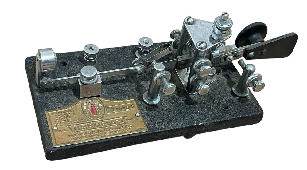 Vibroplex Champion Bug Morse Code Telegraph Key SN 148456 Ham Radio 1939-40s