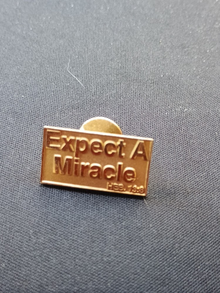 Expect A Miracle Hebrew Bible Verse Hat pin lapel