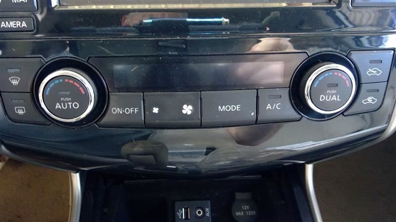ALTIMA 2014 Fuse Box Cabin 6725