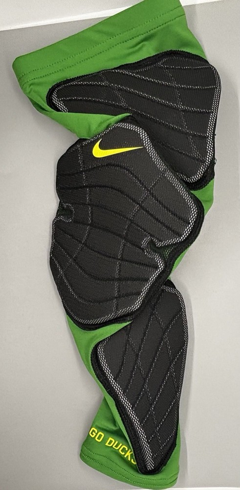 OREGON DUCKS TEAM ISSUE Nike Hyperstrong Pro RIGHT Padded Compression Arm Sleeve