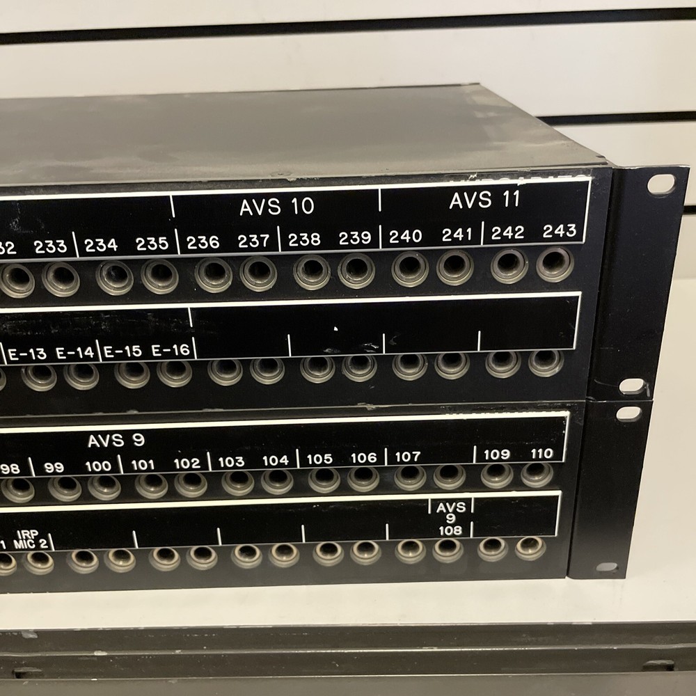 24x2 Audio Patch Bay Panel Rack Mount - COMMUNICATIONS CORPORATION - VERSAPATCH