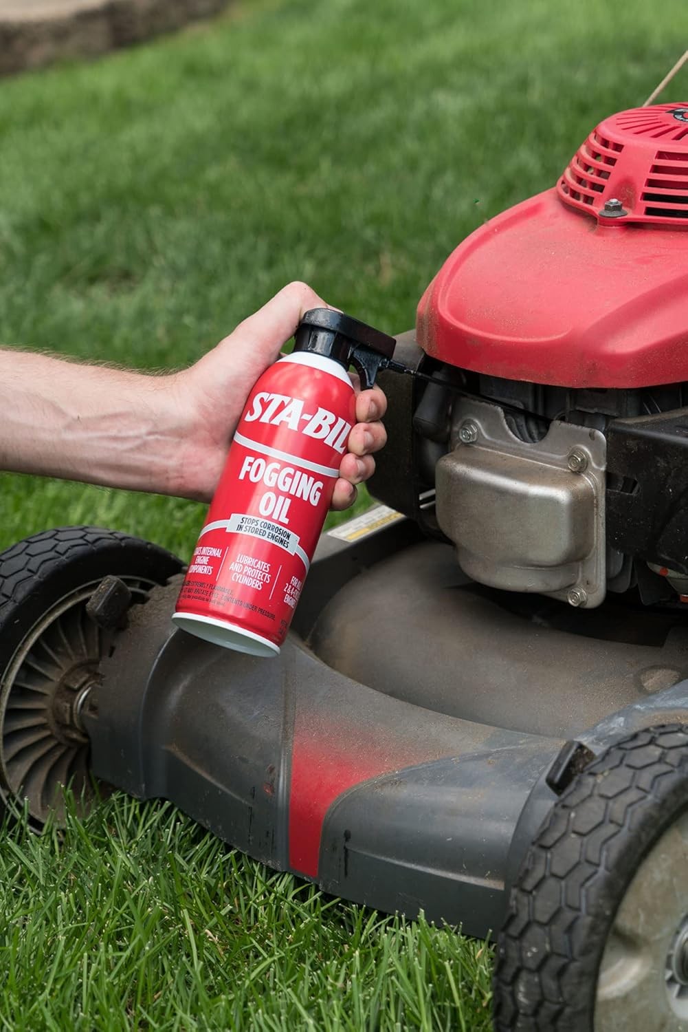 STA-BIL 22001 Fogging Oil - Stops Corrosion In Stored Engines - Lubricates