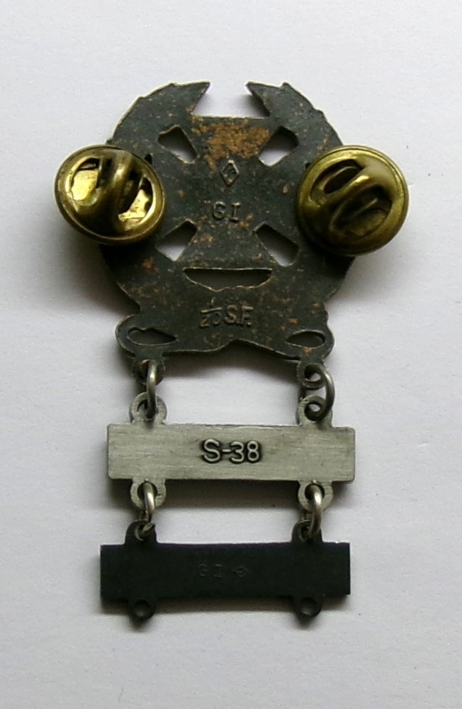 U.S. Army Basic Qualification Expert Badge with 2 Bars M-16 & GRENADE