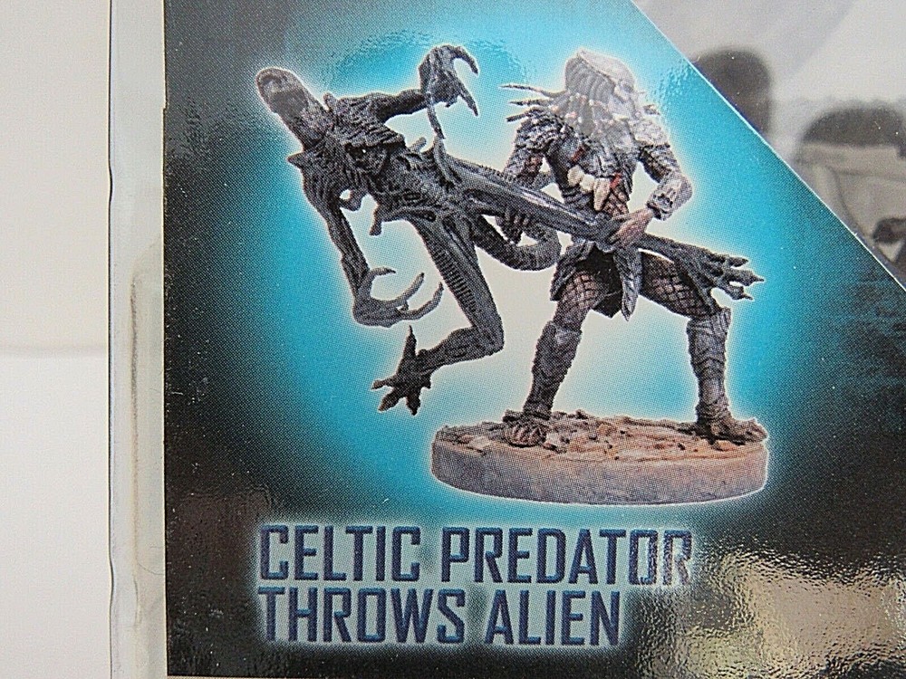 Alien Vs. Predator Playsets Celtic Predator Throws Alien 2005 McFarlane Toys