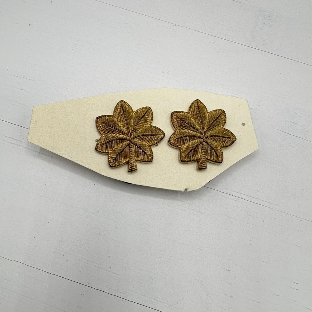 US Army Major Oak Leaf Collar Insignia Set