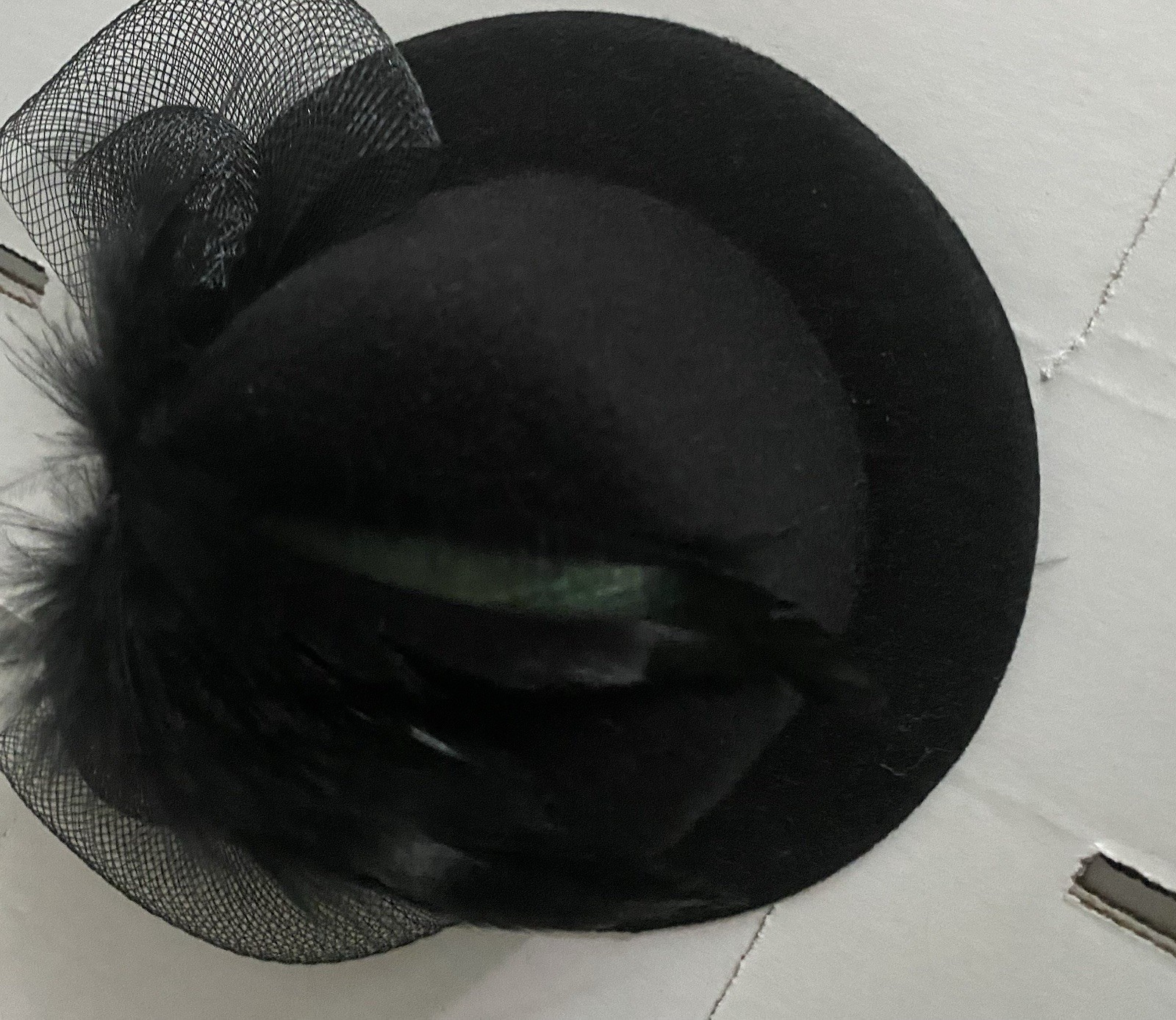 FASCINATOR Black VELVET Hat  W/NETTING & FEATHER Party KENTUCKY DURBY