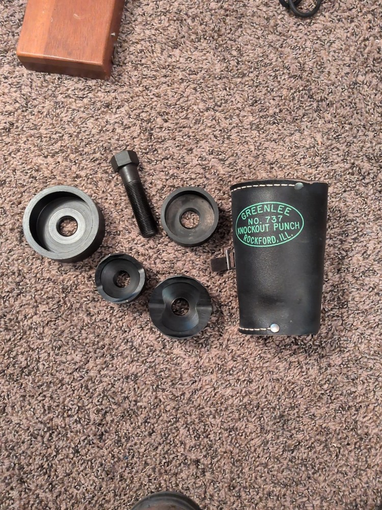 GREENLEE NO.737 KNOCKOUT PUNCH, EXCELENT CONDITION!