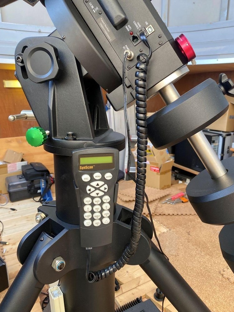 Sky-Watcher EQ8-RH Mount + Tripod Counterweights Hand Controller Tripod