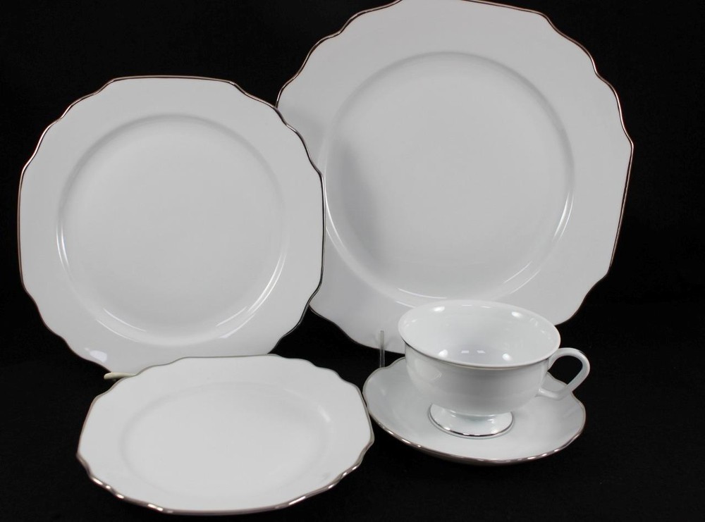 Pickard Georgian Platinum Five Piece Place Setting