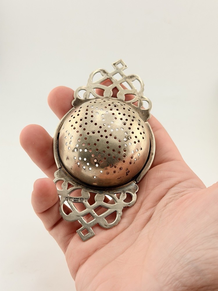Antique EPNS Tea Strainer Silverplate ISG Pierced c1900