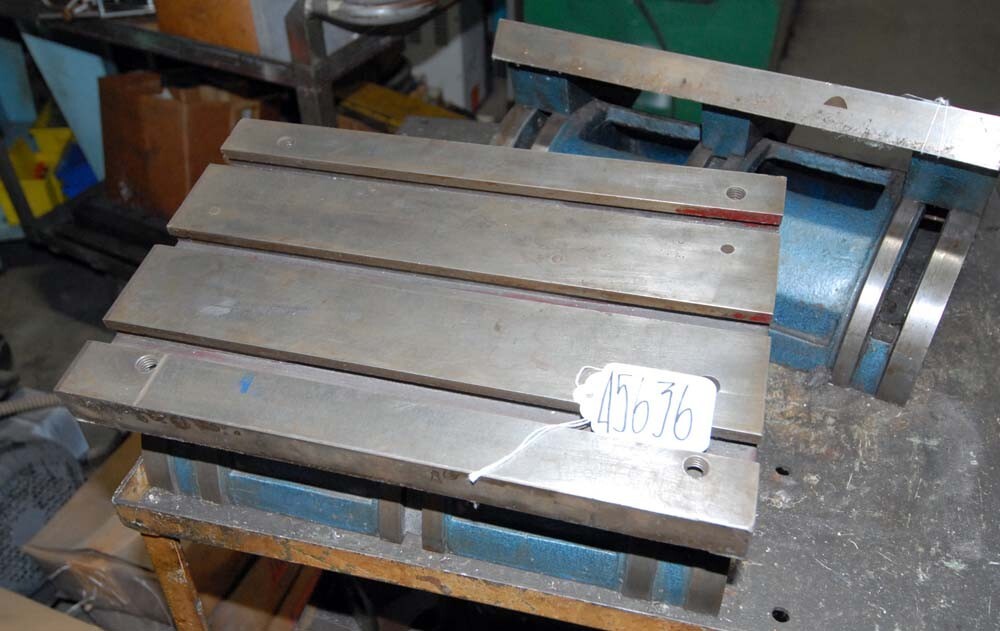 Precise tilting table, Inv 45635 and 45636