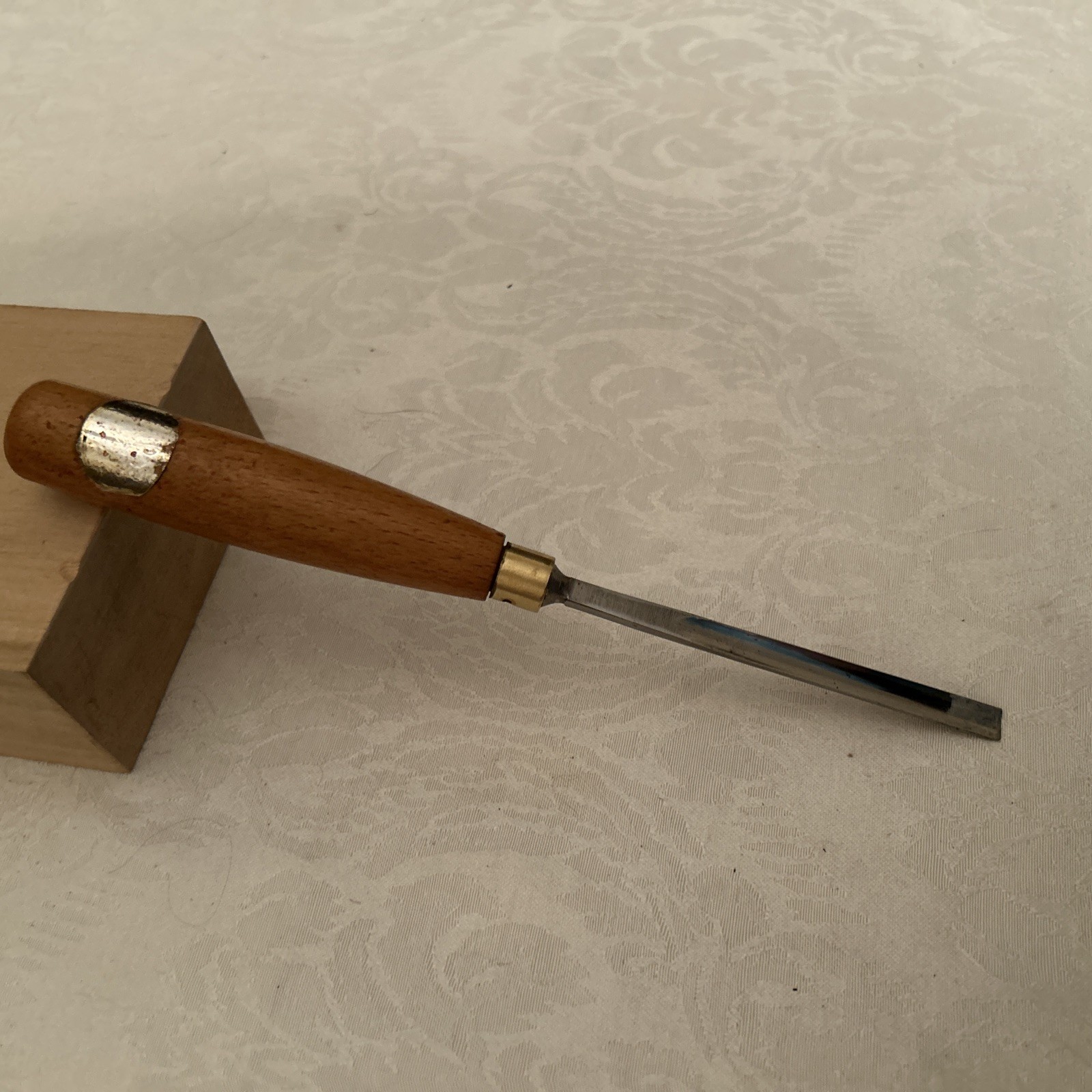 Ashley Iles # 4 / 8mm Straight Carving Gouge Excellent Condition Sharp