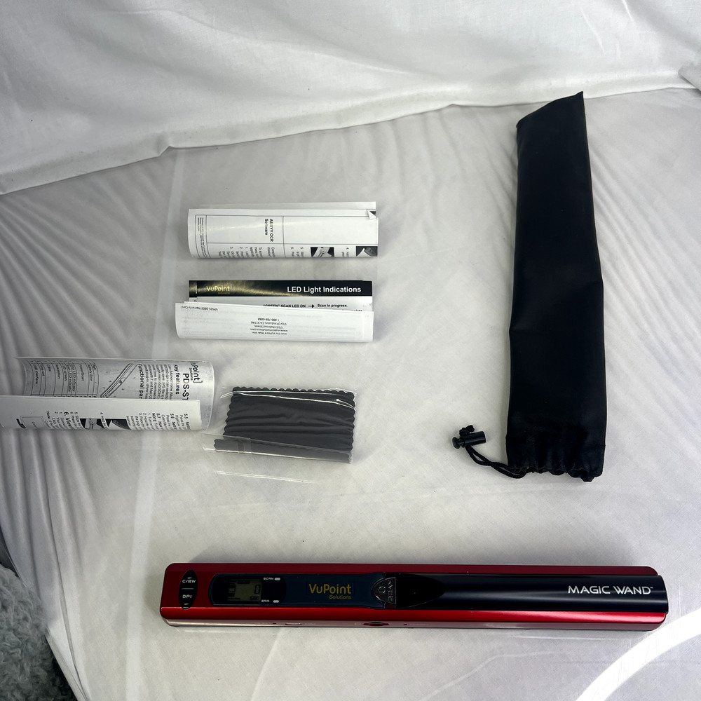 VuPoint Solutions Magic Wand Portable Handheld Scanner ST415R Red