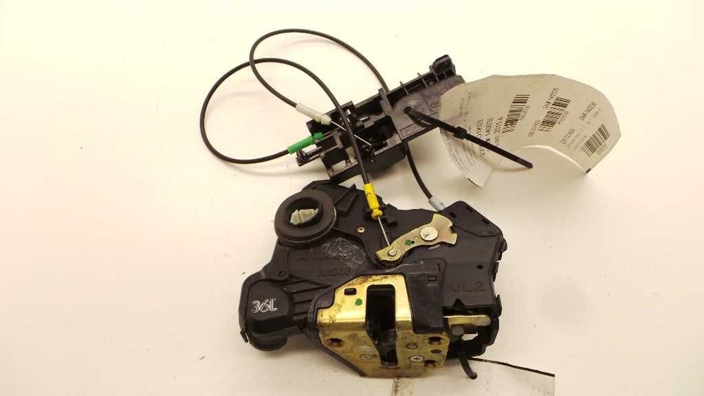 02-10 TOYOTA MATRIX DRIVER SIDE FRONT DOOR LOCK ACTUATOR ASSEMBLY