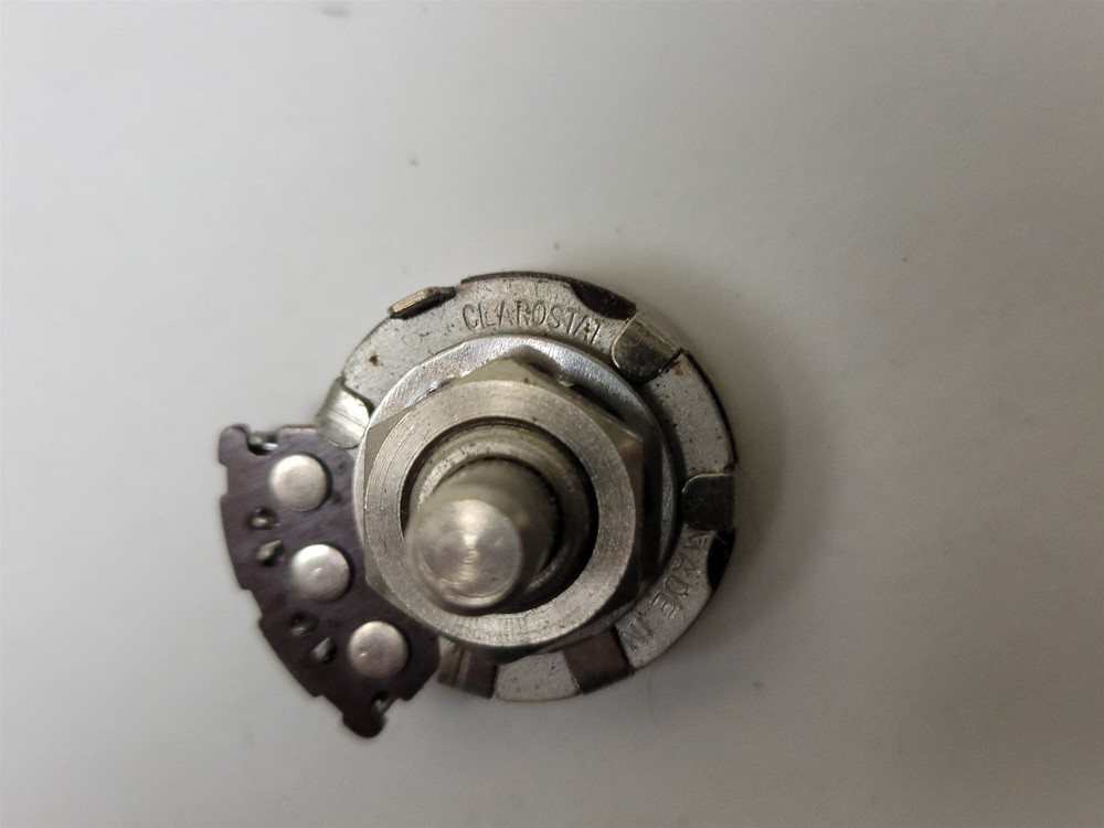 Clarostat / Honeywell 667E-252 140721 Potentiometer