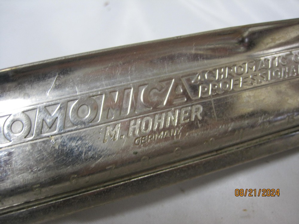The 64 CHROMONICA Professional Model HARMONICA KEY Chromatic Octaves