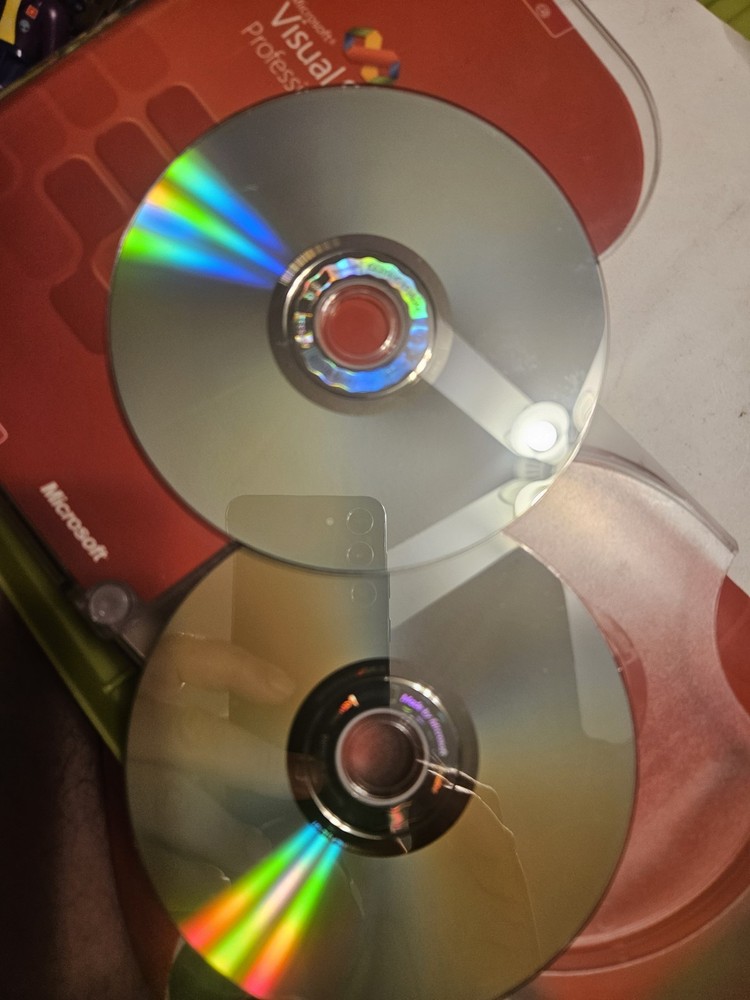 Microsoft Visual Studio 2008 Professional Edition & SQL SERVER Academic Version